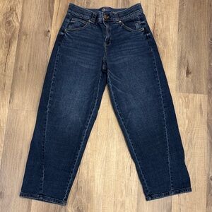 Barrel Fit Dark womens Jeans